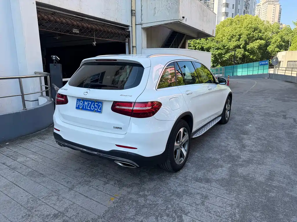 Mercedes-Benz GLC 2017 — фото 22