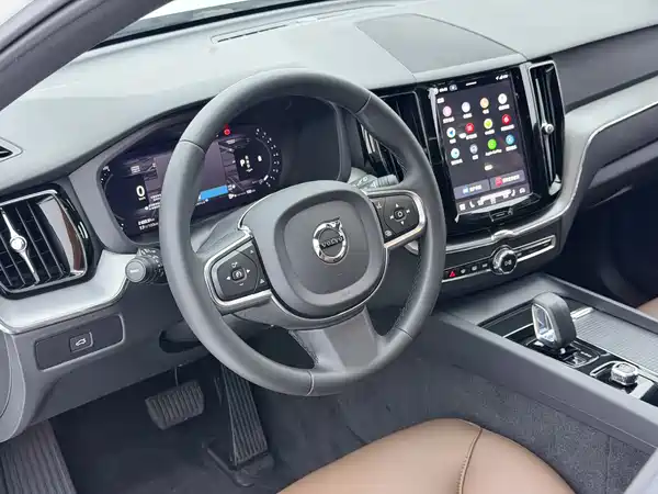 Volvo XC60 2023