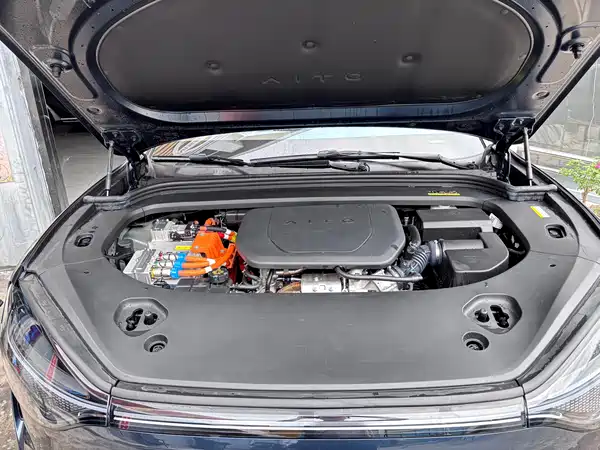 AITO M9 2025