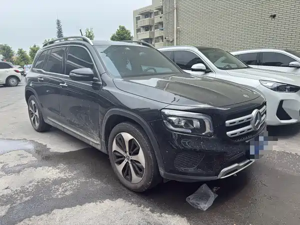 Mercedes-Benz GLB 2021