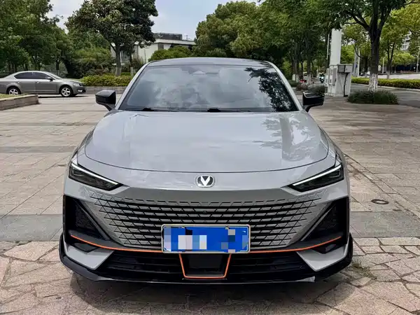 Changan UNI-V 2022
