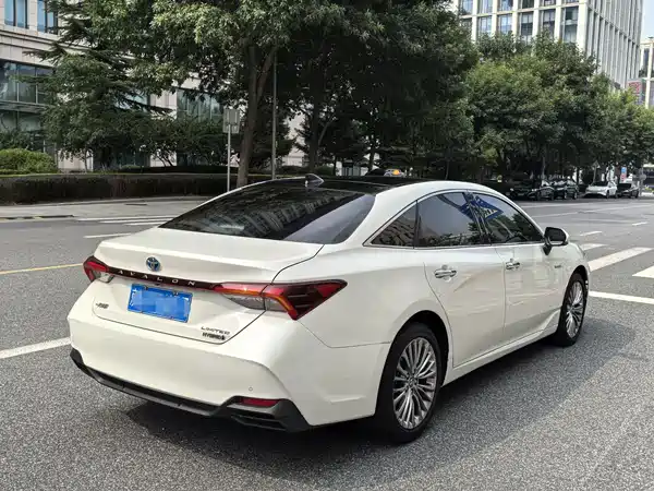Toyota Avalon 2019