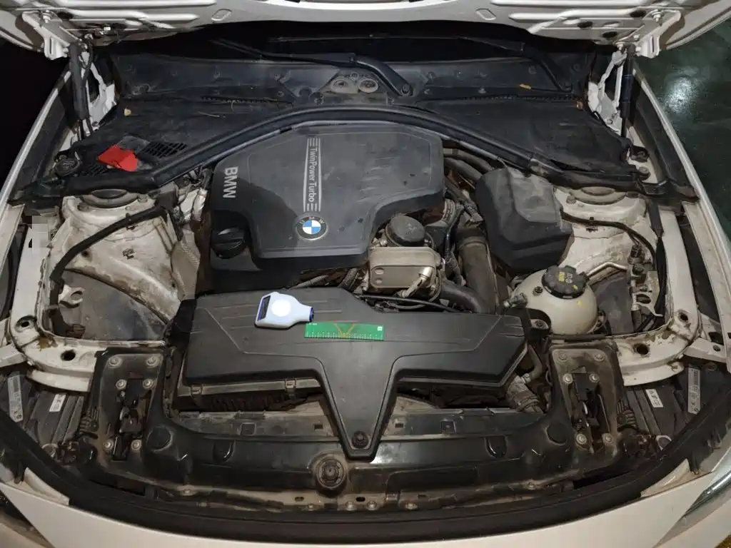 BMW 3 Series 2015 — фото 11