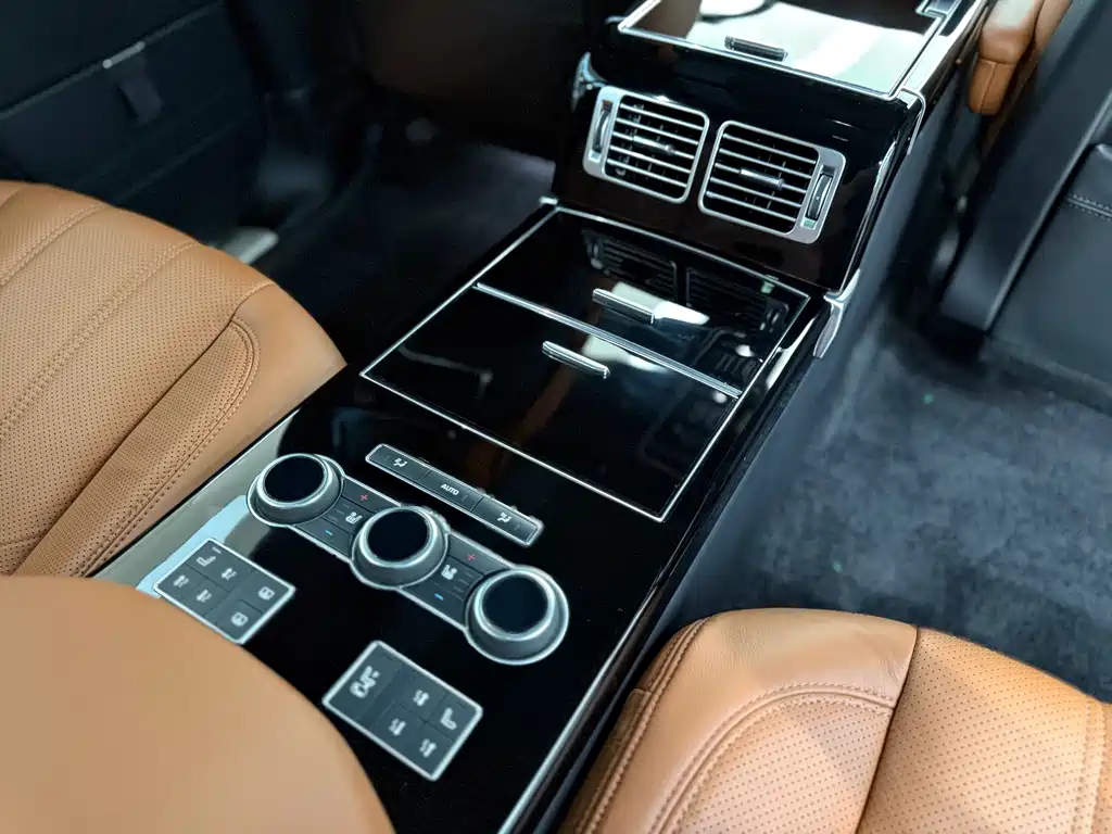 Land Rover Range Rover 2017 — фото 17