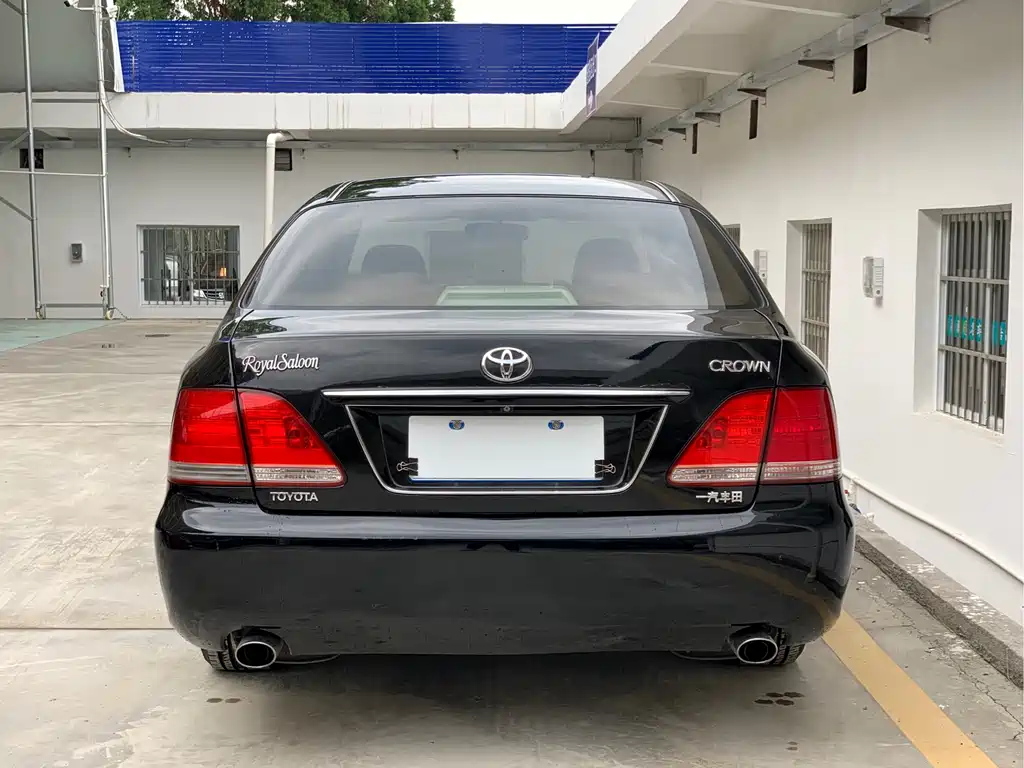 Toyota Crown 2006 — фото 12