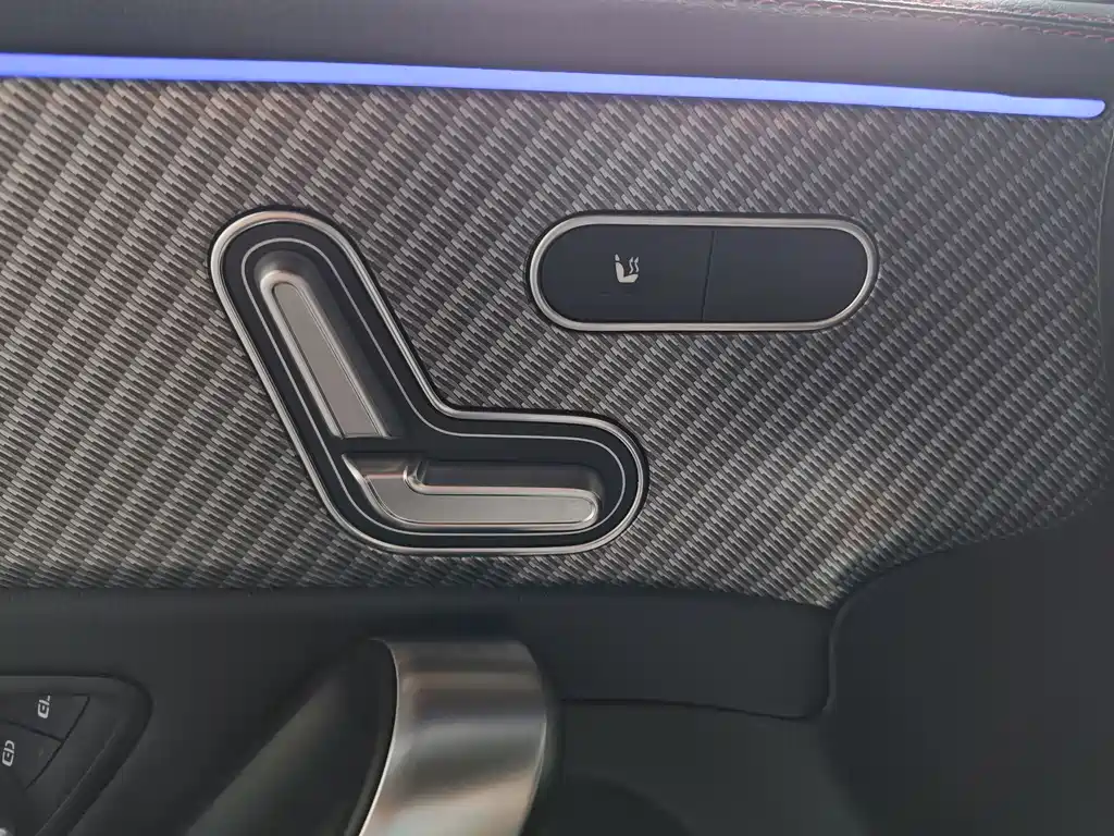 Mercedes-Benz A-Class 2025 — фото 18