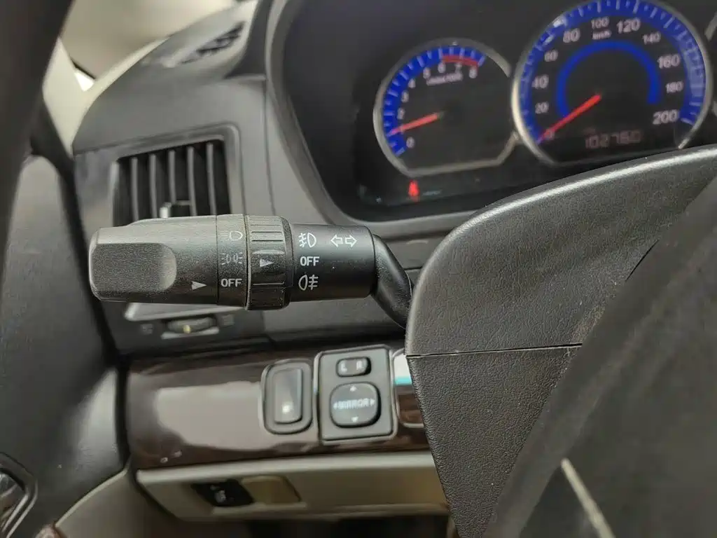 Dongfeng Fengxing CM7 2015 — фото 21