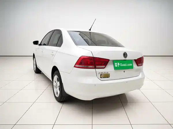 Volkswagen Santana 2014