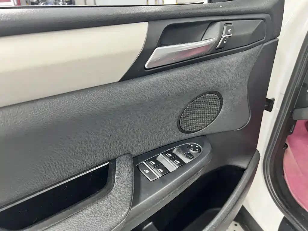 BMW X3 2015 — фото 11