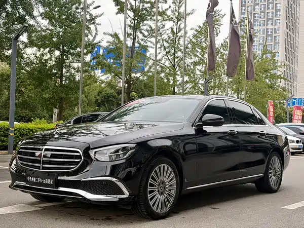 Mercedes-Benz E-Class 2023