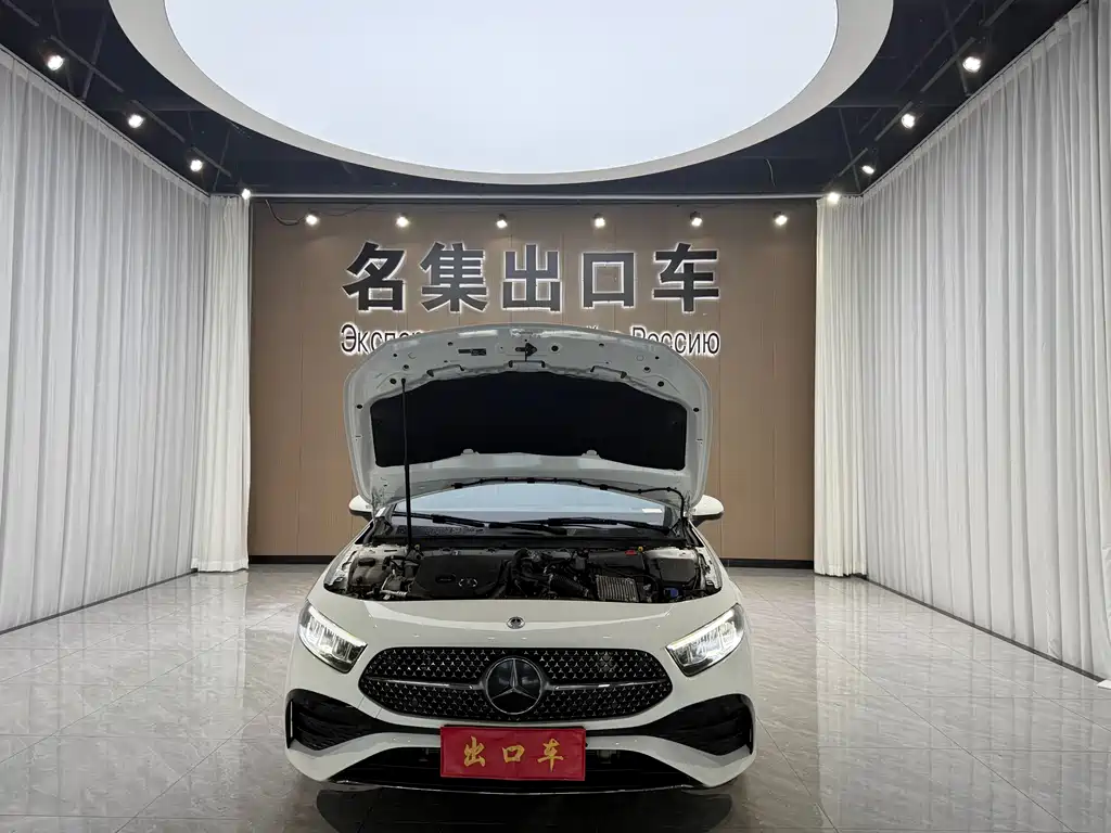 Mercedes-Benz A-Class 2023 — фото 14