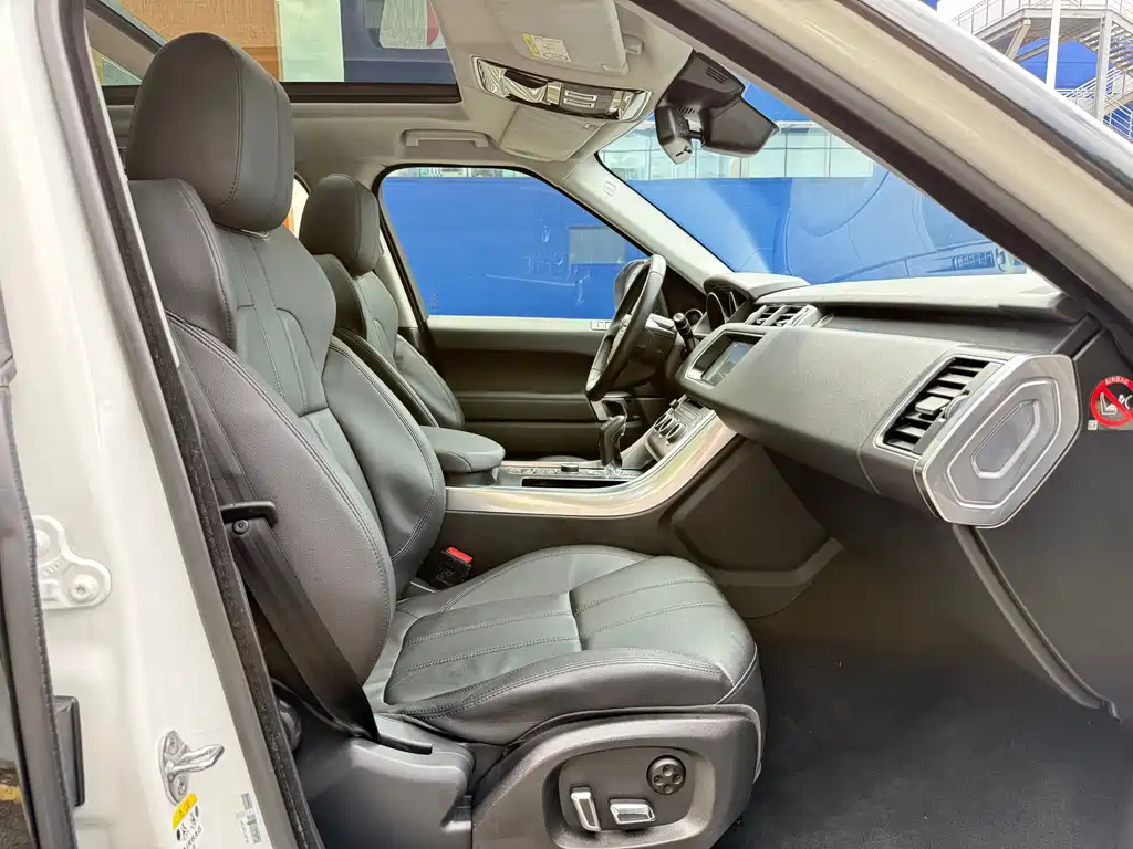 Land Rover Range Rover Sport 2018 — фото 12