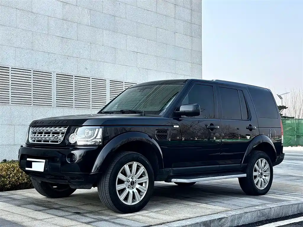 Land Rover Discovery 2012 — фото 1