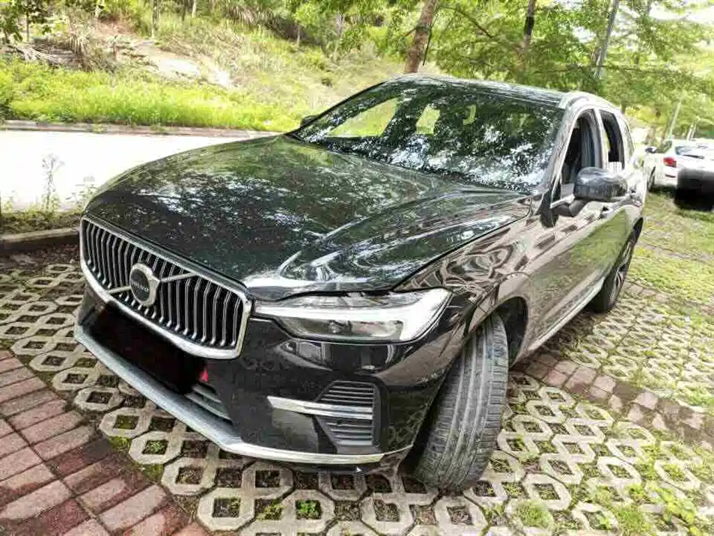 Volvo XC60 2025 — фото 2