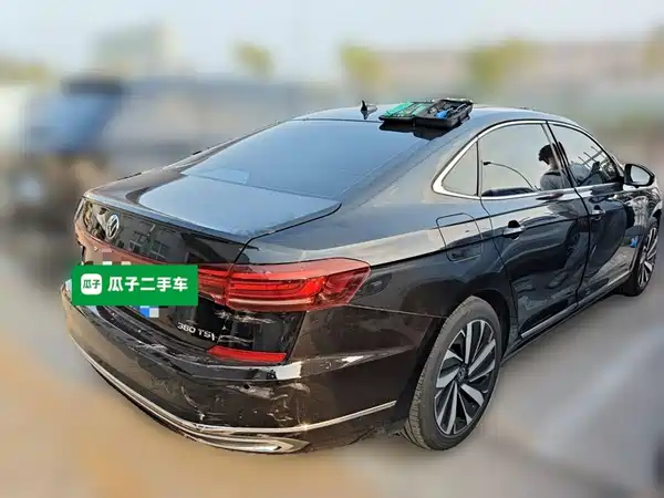 Volkswagen Passat 2025