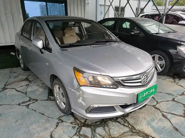 Everus S1 2015