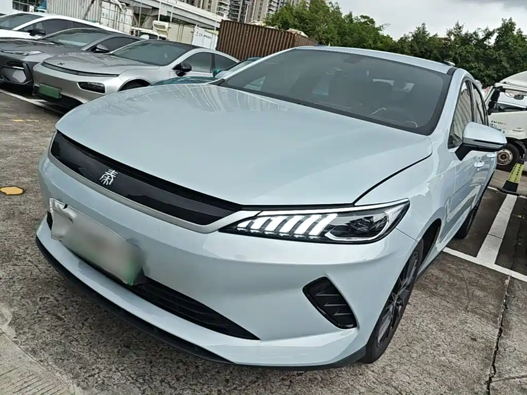 BYD Qin PLUS 2026 — фото 1