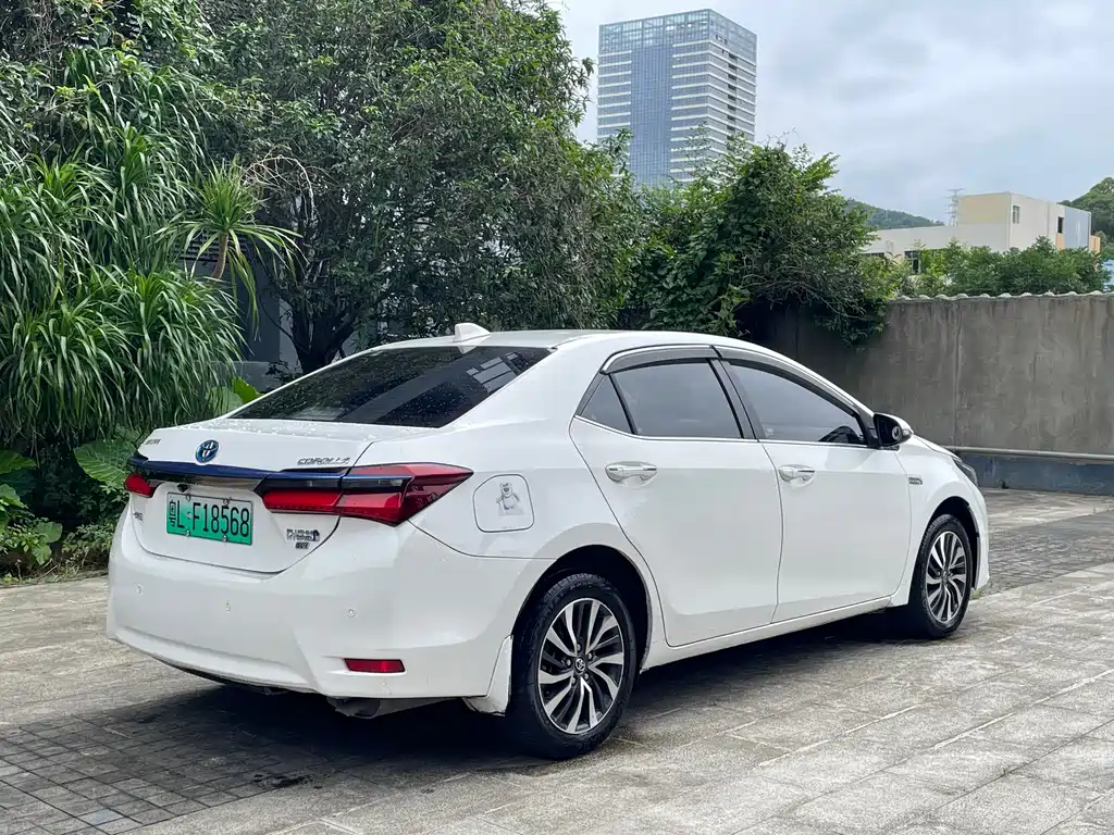 Toyota Corolla Hybrid 2020 — фото 4