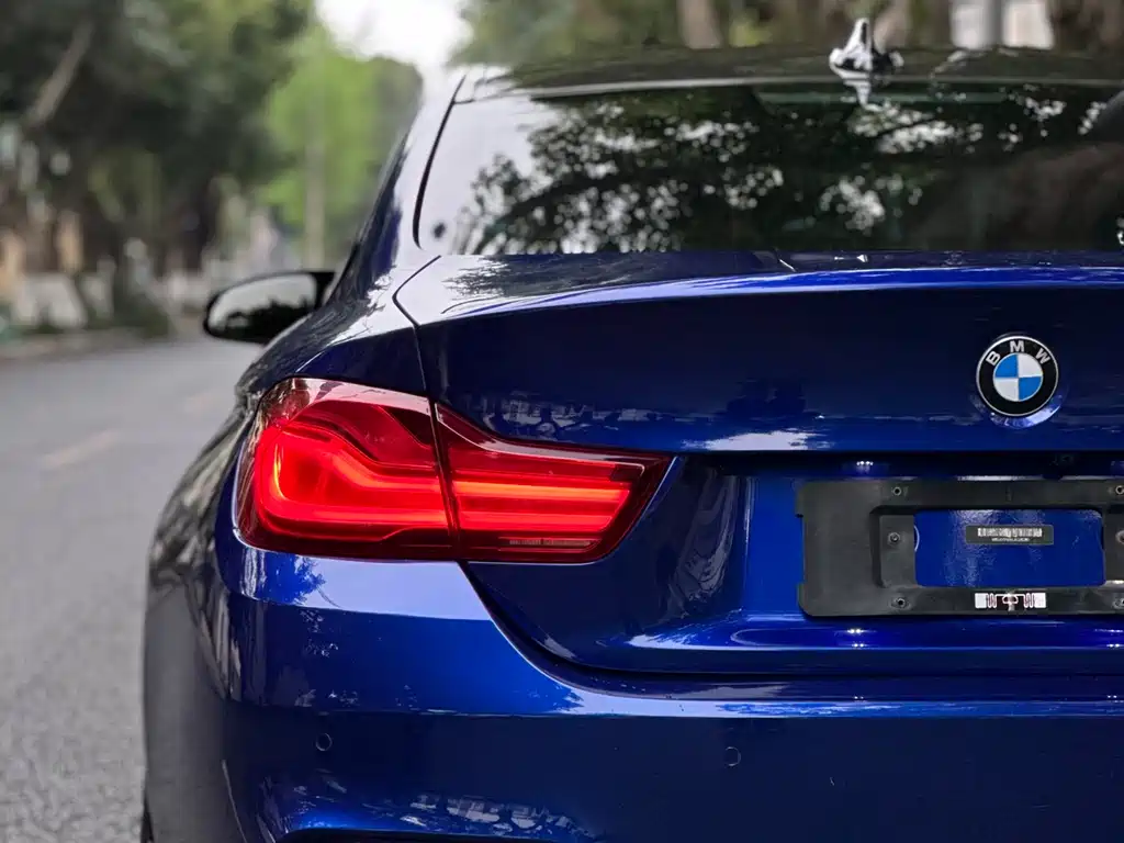 BMW M4 2019 — фото 23