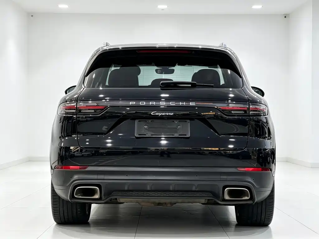 Porsche Cayenne 2018 — фото 8