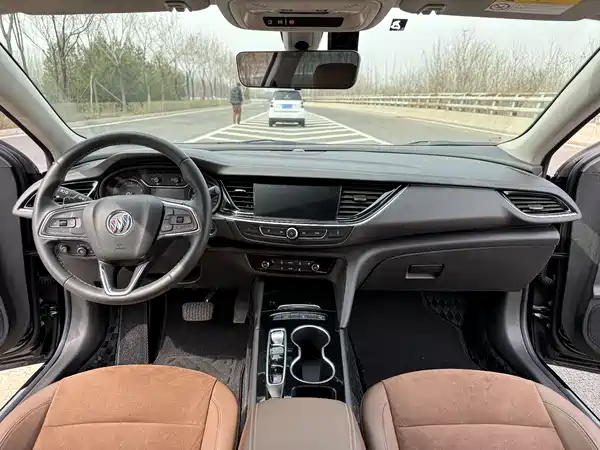 Buick Regal 2022