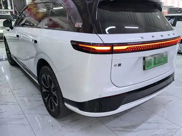 XPeng G9 2025