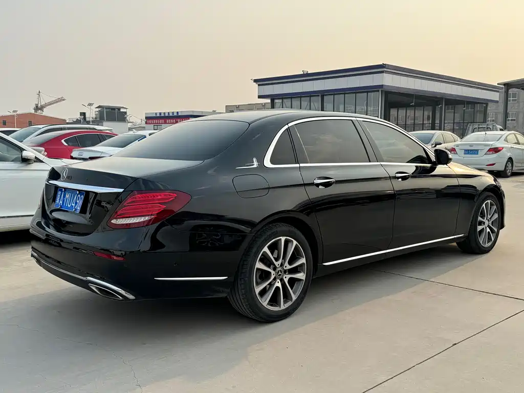 Mercedes-Benz E-Class 2019 — фото 4