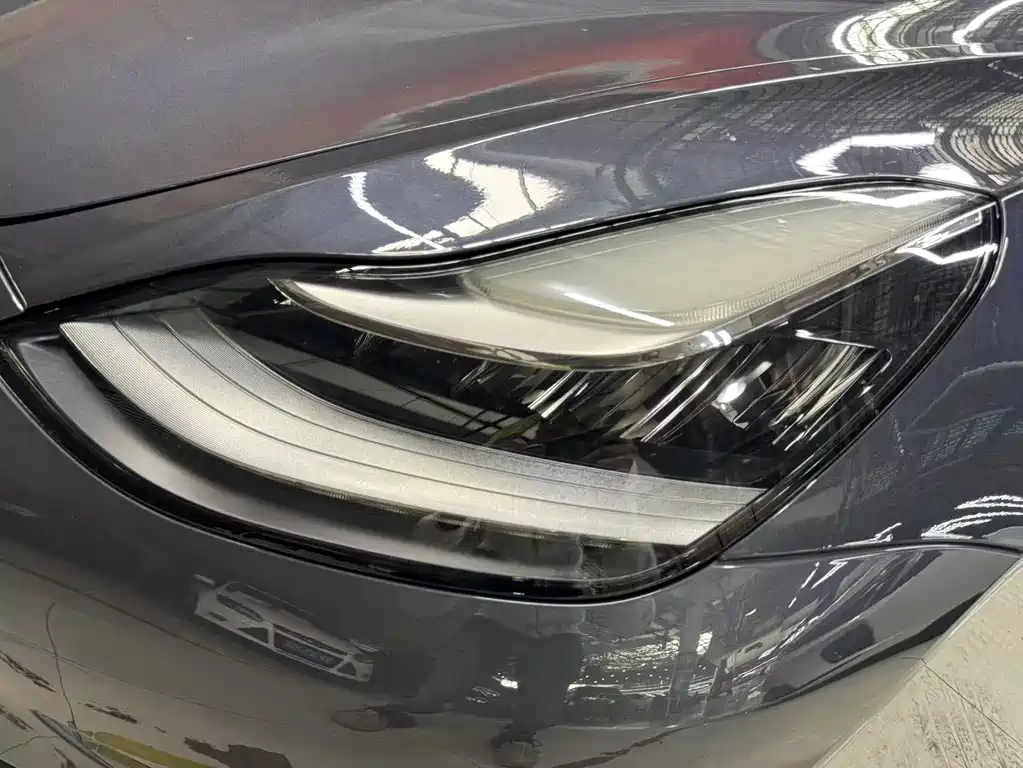Tesla Model 3 2020 — фото 12