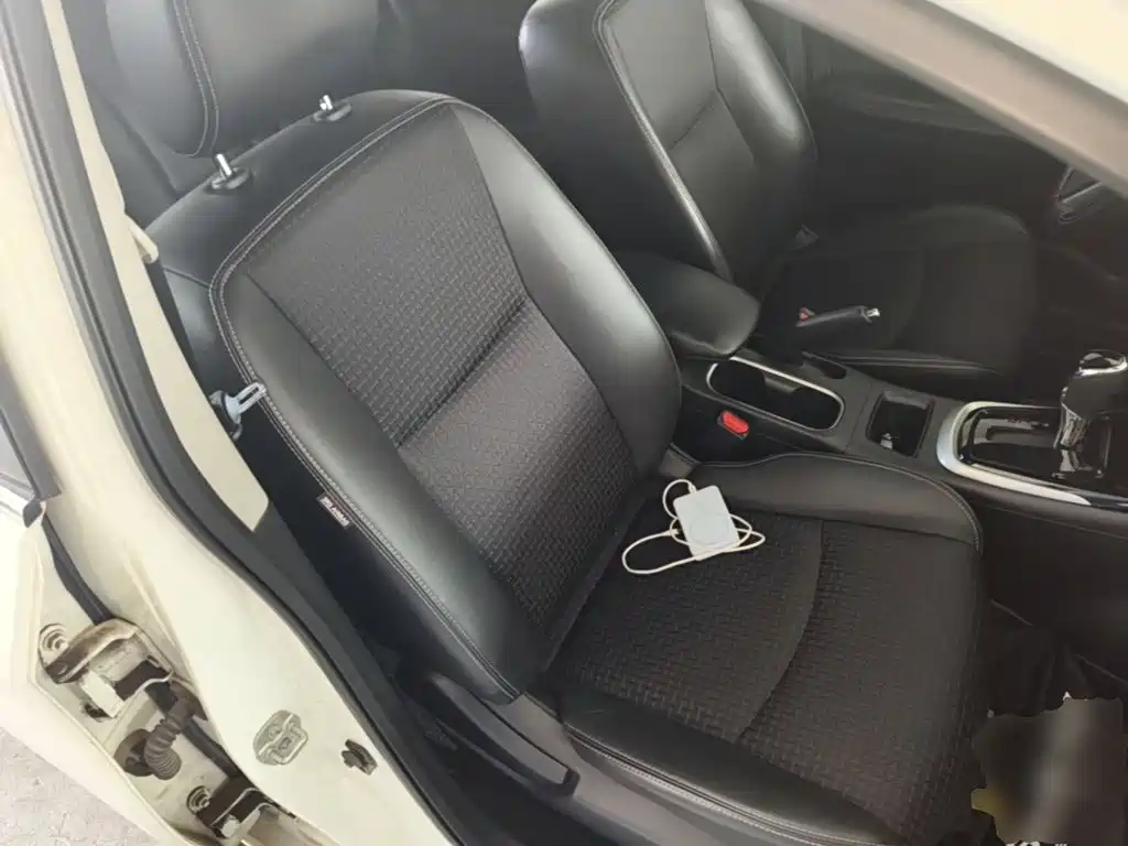 Nissan Tiida 2019 — фото 25