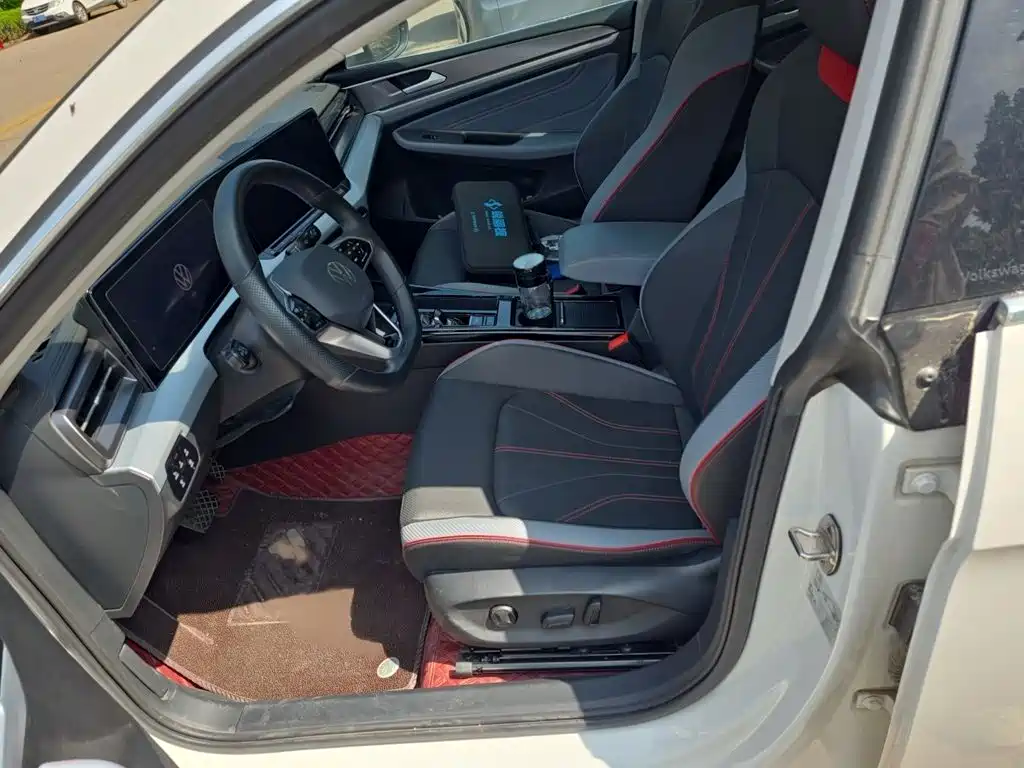 Volkswagen Lamando 2023 — фото 8