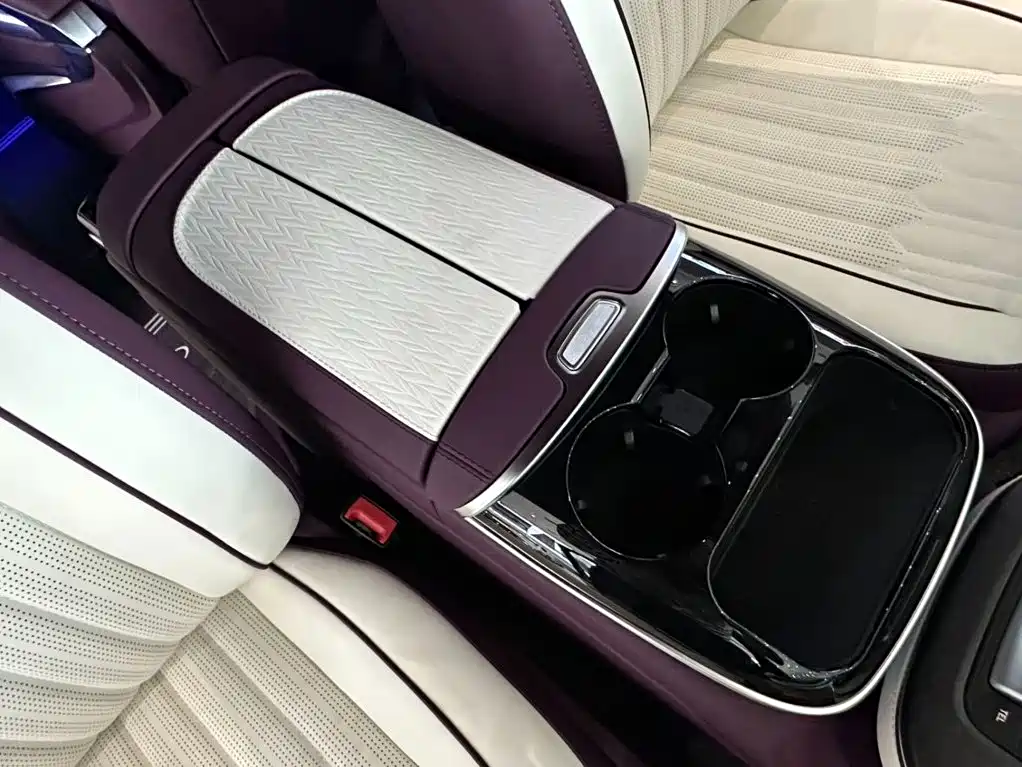 Mercedes-Benz Vito 2026 — фото 10