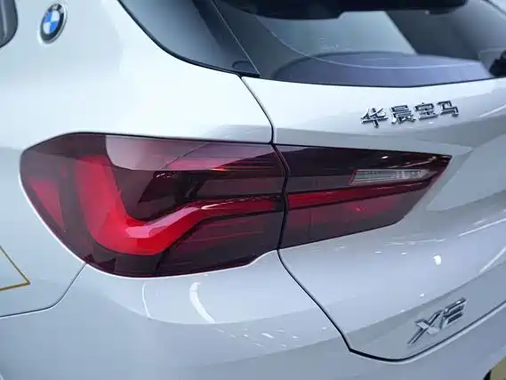 BMW X2 2023 — фото 12