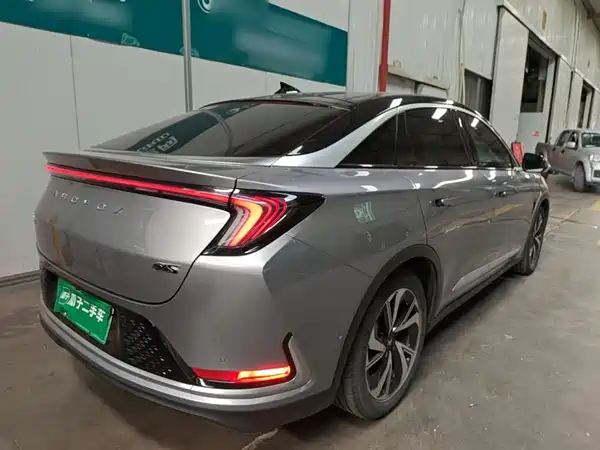 Arcfox Alpha S 2022