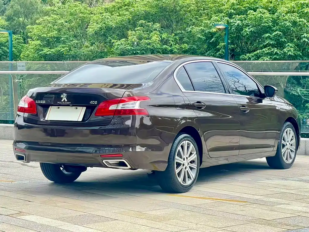 Peugeot 408 2017 — фото 4