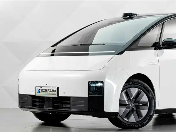 Li Auto MEGA 2024
