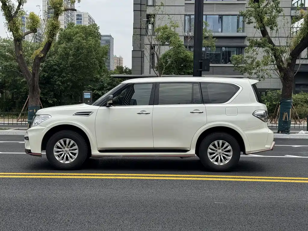 Nissan Patrol 2019 — фото 5