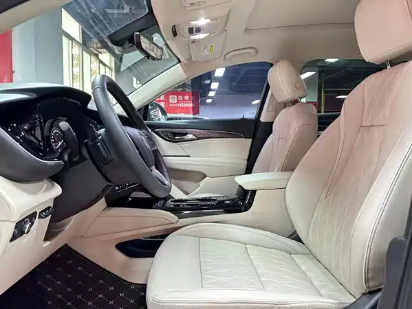 Buick Envision Plus 2024