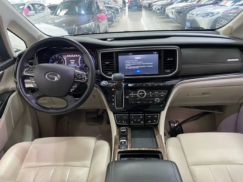 GAC Motor Trumpchi M8 2018 — фото 5