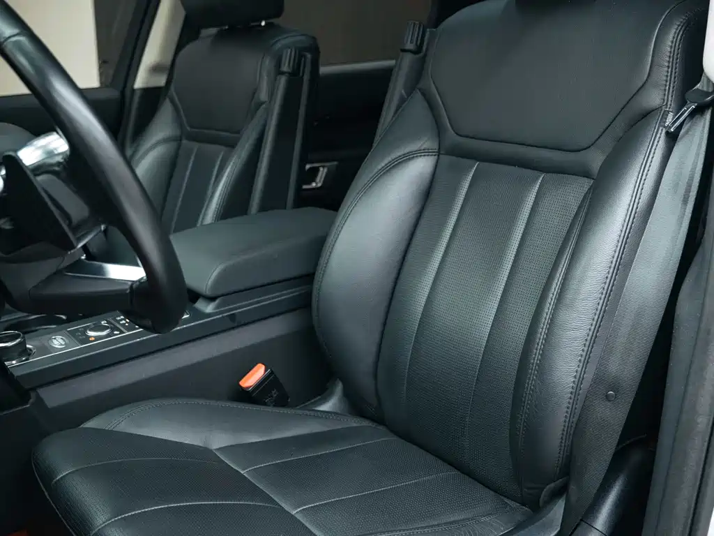 Land Rover Discovery 2019 — фото 21