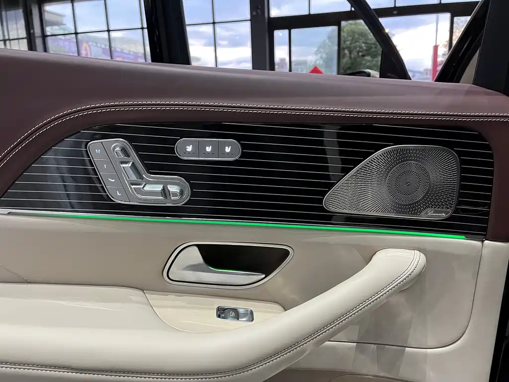 Mercedes-Benz GLS 2023 — фото 14