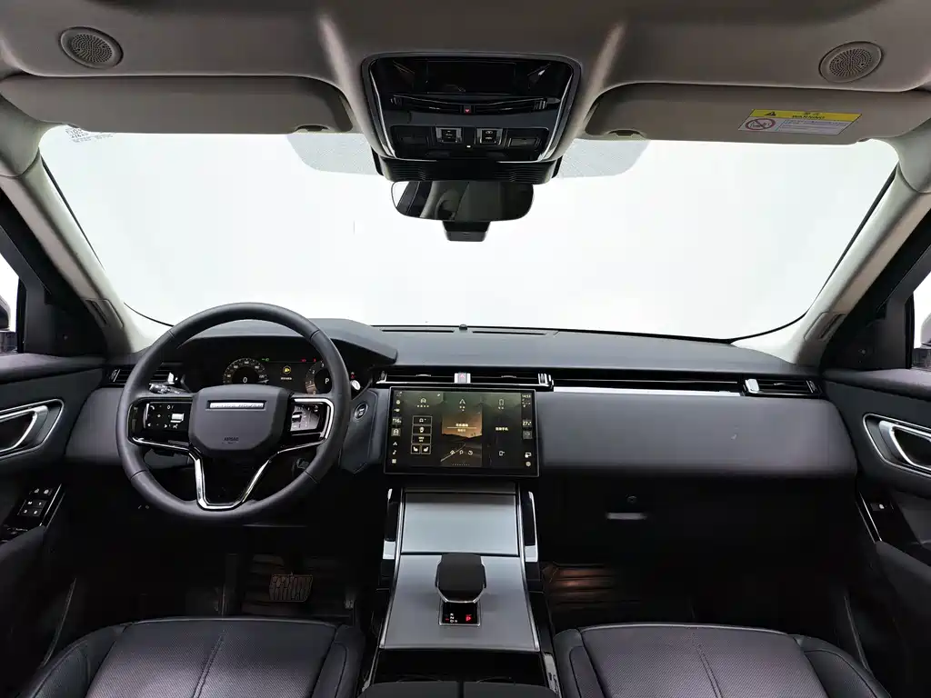 Land Rover Range Rover Velar 2024 — фото 7