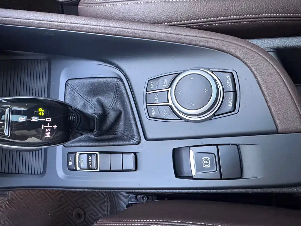 BMW X1 2022 — фото 16