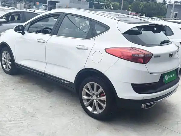 Geely Emgrand GS 2019