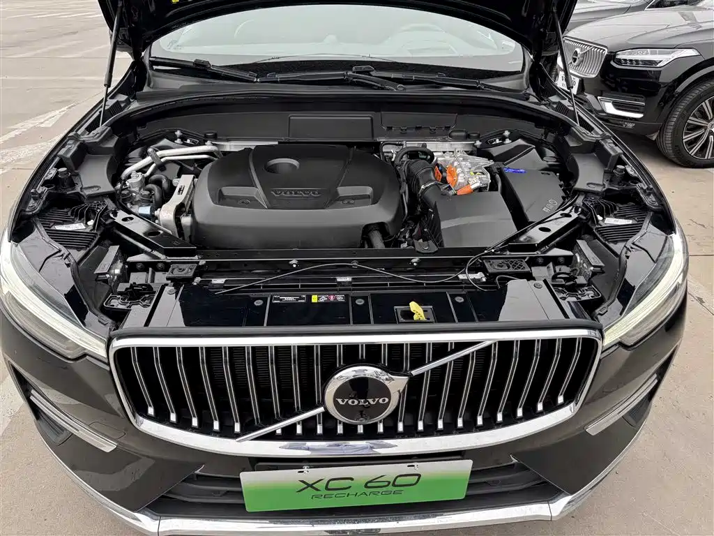 Volvo XC60 PHEV 2024 — фото 14