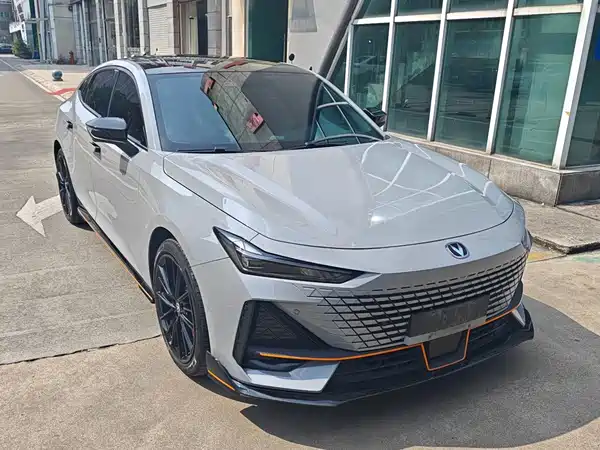Changan UNI-V 2022