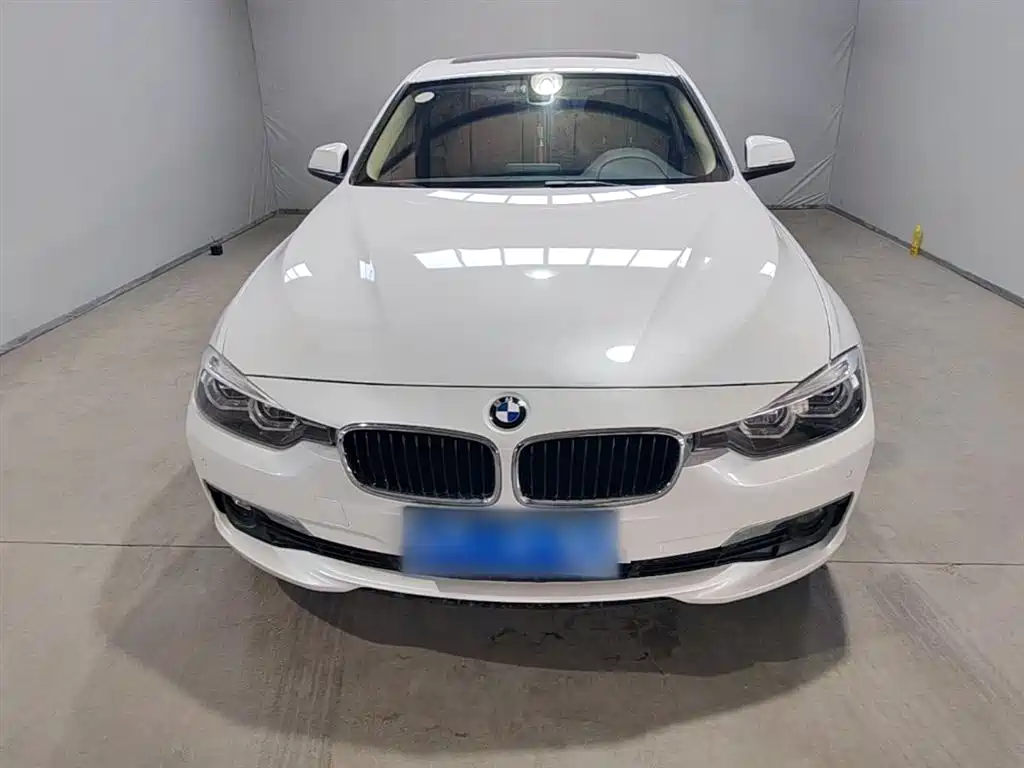 BMW 3 Series 2018 — фото 3