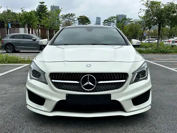 Mercedes-Benz CLA 2016
