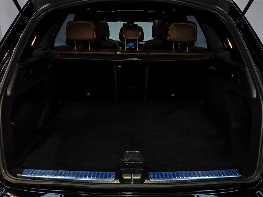 Mercedes-Benz GLC 2023 — фото 11