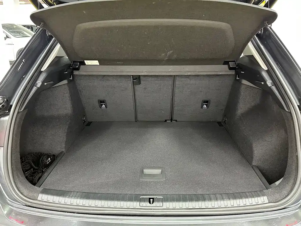 Audi Q3 2023 — фото 19