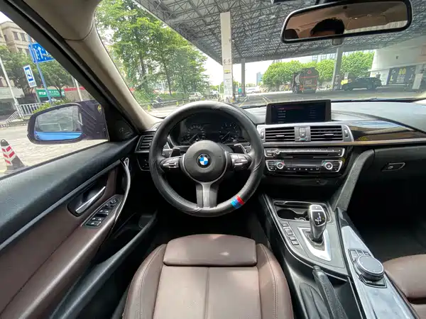 BMW 3 Series 2018